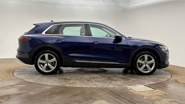 2021 Audi E-tron Technik 50 quattro 230,00 kW