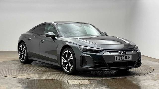 Audi E-tron Gt GT    quattro 350,00 kW Saloon Electric Daytona grey, pearl effect