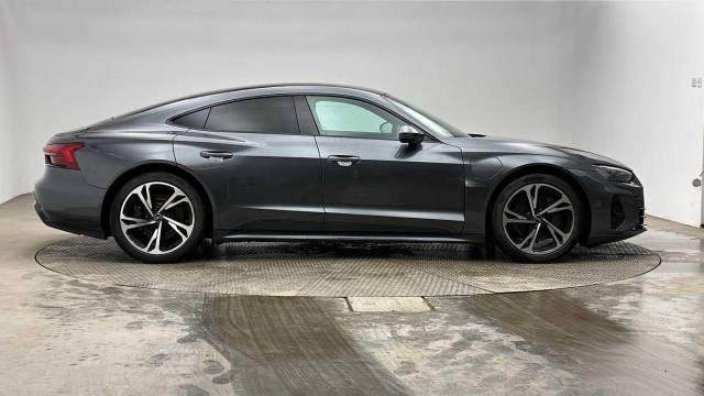 2022 Audi E-tron Gt GT    quattro 350,00 kW
