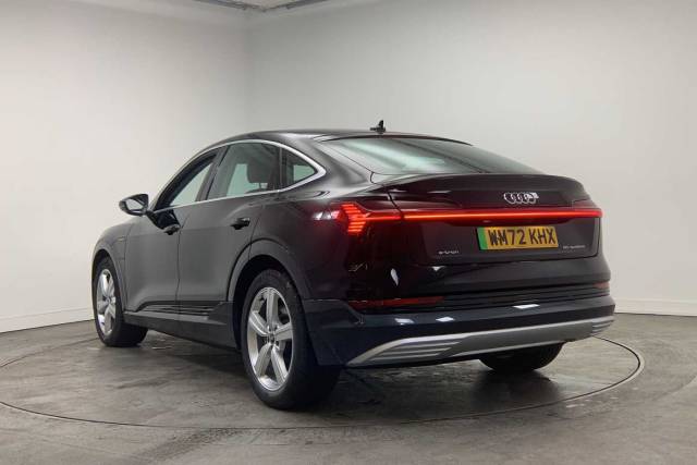 2022 Audi e-tron Sportback Sportback Technik 50 quattro 230,00 kW