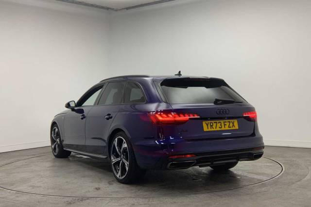 2023 Audi A4 Avant 2.0 Avant Black Edition 40 TFSI  204 PS S tronic