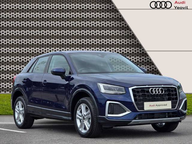 Audi Q2 1.5 Sport 35 TFSI  150 PS S tronic 4x4 vehicle Petrol Navarra Blue Metallic