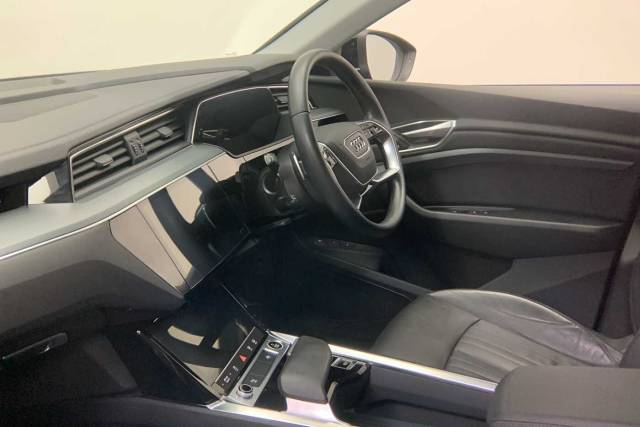 2022 Audi E-tron Technik 50 quattro 230,00 kW