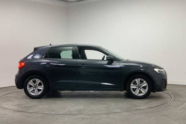 2023 Audi A1 Sportback 1.0 Technik 25 TFSI  95 PS 5-speed