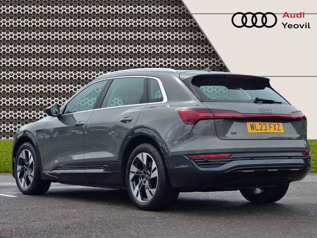 2023 Audi Q8 e-tron Sport 55 e-tron quattro 300,00 kW