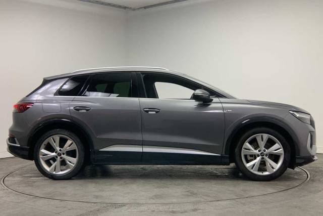 2025 Audi Q4 e-tron Q4  S line 45 e-tron  210,00 kW