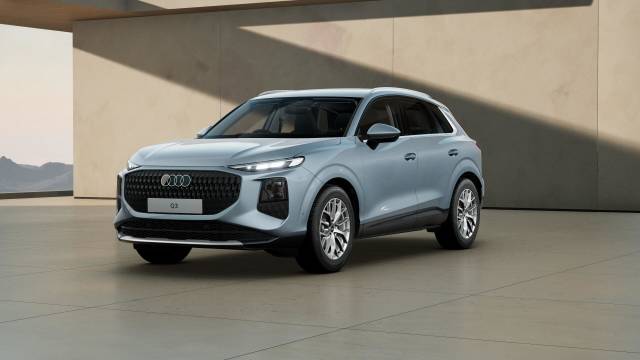 Audi Q3 1.5 AUDI Q3 SUV Sport TFSI 150 PS S tronic SUV Petrol Arrow grey, pearl effect