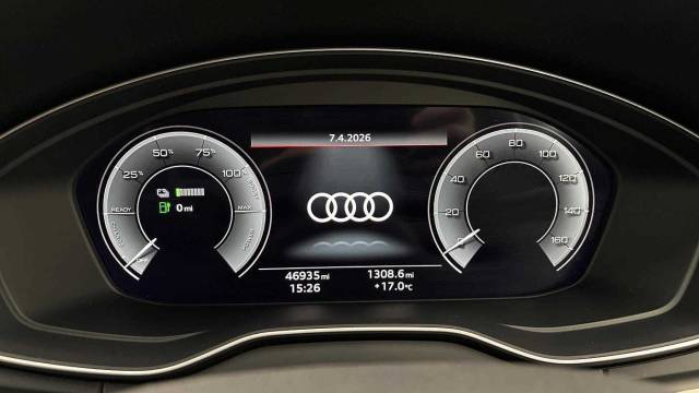 2021 Audi Q5 TFSI e 2.0 S line 50 TFSI e quattro 299 PS S tronic