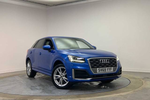 Audi Q2 1.5 S line 35 TFSI  150 PS 6-speed Hatchback Petrol Ara Blue Crystal Effect