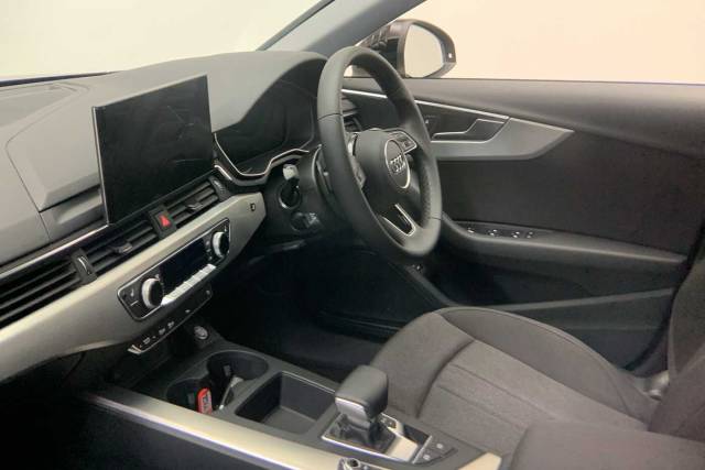 2023 Audi A4 Avant 2.0 Avant Technik 35 TFSI  150 PS S tronic