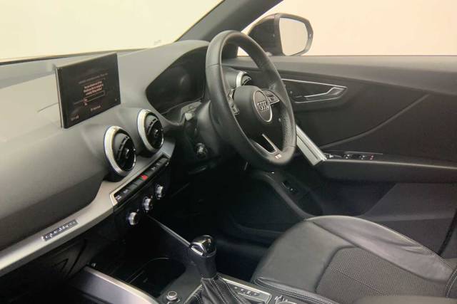 2021 Audi Q2 2.0 S line 35 TDI quattro 150 PS S tronic