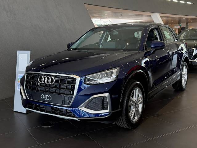 Audi Q2 AUDI Q2 Sport 35 TFSI 150 PS S tronic SUV Petrol Navarra blue, metallic
