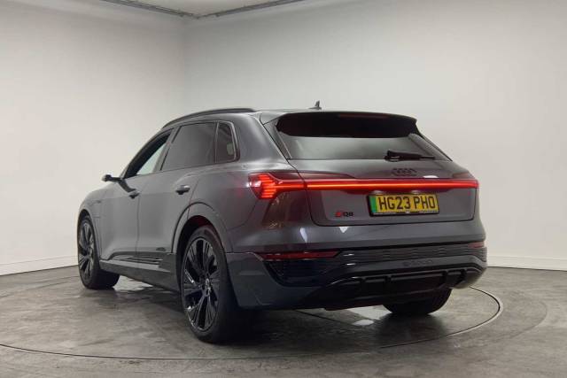 2023 Audi Q8 e-tron Vorsprung 55 e-tron quattro 300,00 kW