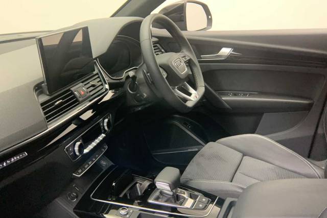 2024 Audi Q5 2.0 Black Edition 40 TDI quattro 204 PS S tronic