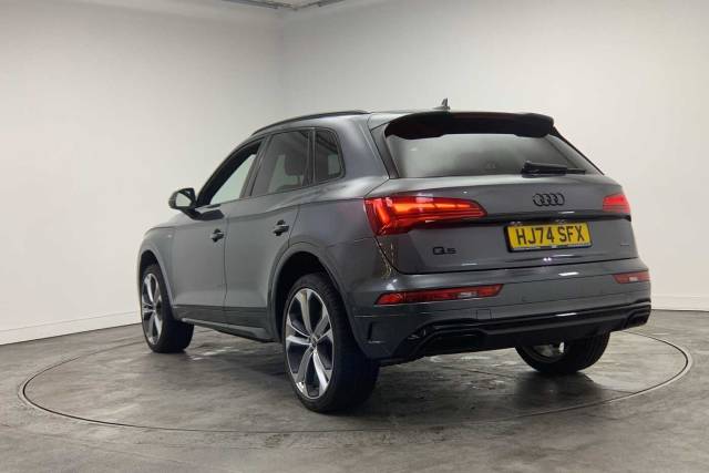 2024 Audi Q5 2.0 Black Edition 40 TDI quattro 204 PS S tronic
