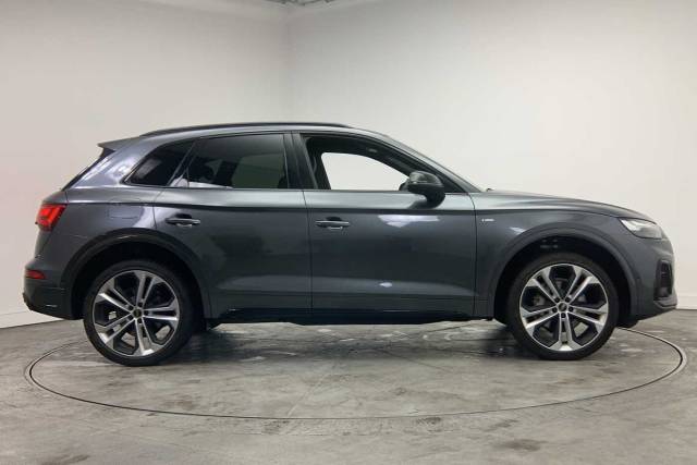 2024 Audi Q5 2.0 Black Edition 40 TDI quattro 204 PS S tronic