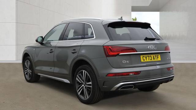 2024 Audi Q5 2.0 S line 40 TDI quattro 204 PS S tronic