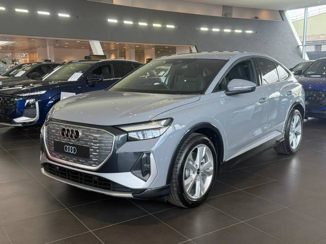 Audi Q4 Sportback e-tron AUDI Q4 Sportback S line 40 e-tron 150,00 kW SUV Electric Pebble grey, solid
