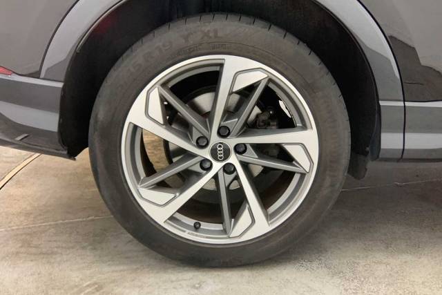 2022 Audi Q3 1.5 Black Edition 35 TFSI  150 PS S tronic