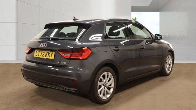 2022 Audi A1 Sportback 1.0 Sport 30 TFSI  110 PS 6-speed