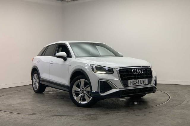 Audi Q2 1.0 S line 30 TFSI  116 PS 6-speed 4x4 vehicle Petrol Arkona white, solid