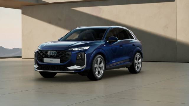 Audi Q3 AUDI Q3 SUV S line TFSI quattro 204 PS S tronic SUV Petrol Navarra blue, metallic