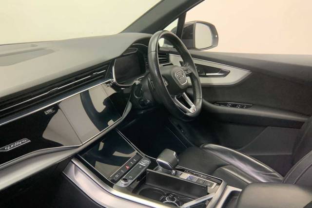 2020 Audi Q7 3.0 S line 45 TDI quattro 231 PS tiptronic