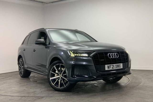 Audi Q7 3.0 Black Edition 50 TDI quattro 286 PS tiptronic 4x4 vehicle Diesel Daytona Grey Pearlescent