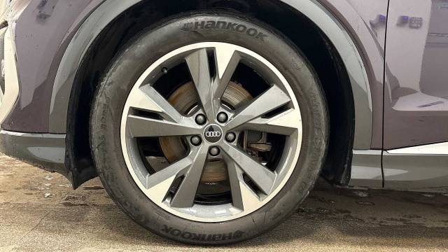 2021 Audi Q4 e-tron Q4  S line 35 e-tron  125,00 kW