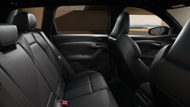 Audi Q6 e-tron AUDI Q6 SUV S line e-tron performance 225,00 kW
