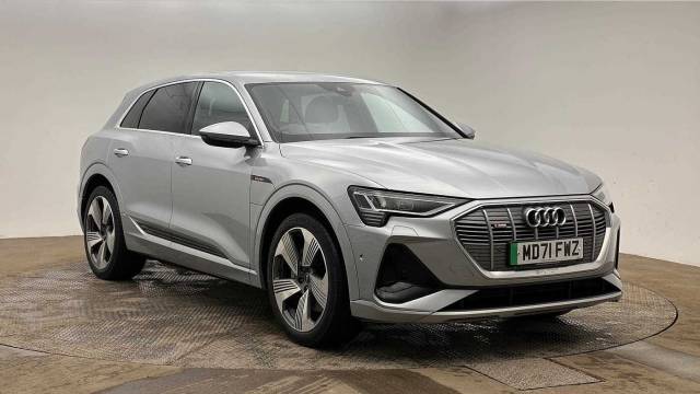 Audi E-tron S line 50 quattro 230,00 kW 4x4 vehicle Electric Floret Silver Metallic