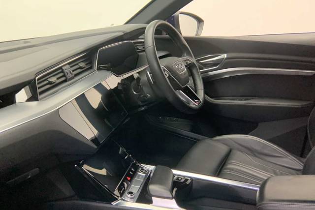 2022 Audi E-tron S line 55 quattro 300,00 kW