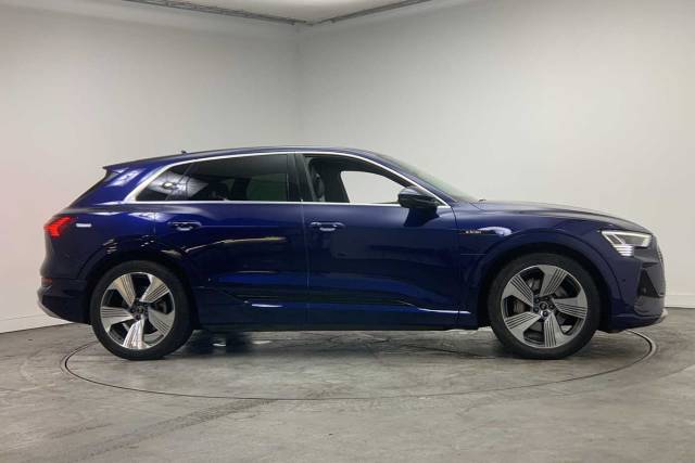2022 Audi E-tron S line 55 quattro 300,00 kW