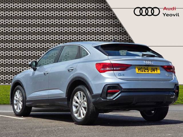 2025 Audi Q3 Sportback 1.5 Sport 35 TFSI  150 PS S tronic