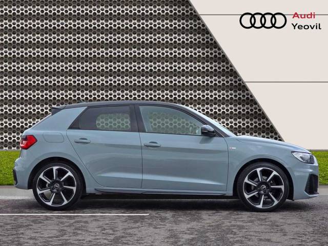 2022 Audi A1 Sportback 1.5 Black Edition 35 TFSI  150 PS S tronic