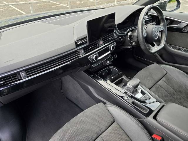 2021 Audi A4 Avant 2.0 Avant Black Edition 35 TDI  163 PS S tronic