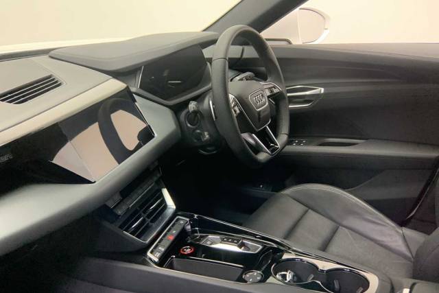 2023 Audi E-tron Gt GT    quattro 350,00 kW