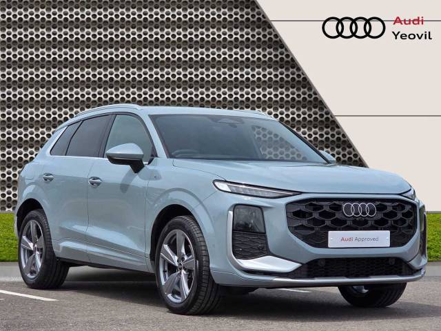 Audi Q3 1.5 SUV S line TFSI  150 PS S tronic 4x4 vehicle Petrol Arrow grey, pearl effect