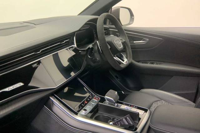 2026 Audi Rs Q8 4.0 SUV performance Carbon Black   640 PS tiptronic