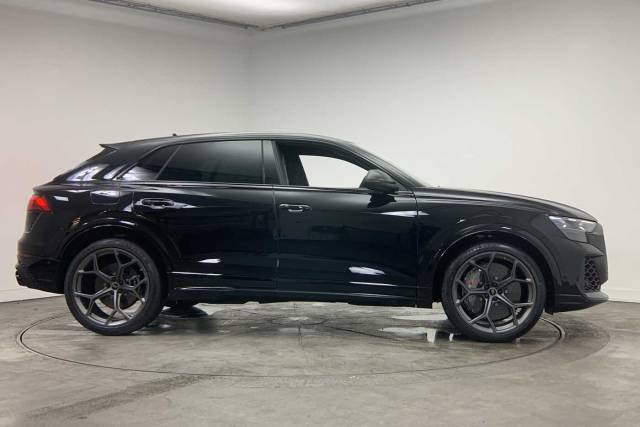 2026 Audi Rs Q8 4.0 SUV performance Carbon Black   640 PS tiptronic