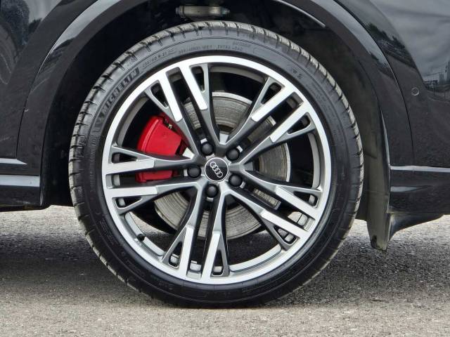 2025 Audi Q5 2.0 SUV Edition 1 TDI quattro 204 PS S tronic