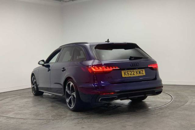 2022 Audi A4 Avant 2.0 Avant Black Edition 35 TFSI  150 PS S tronic