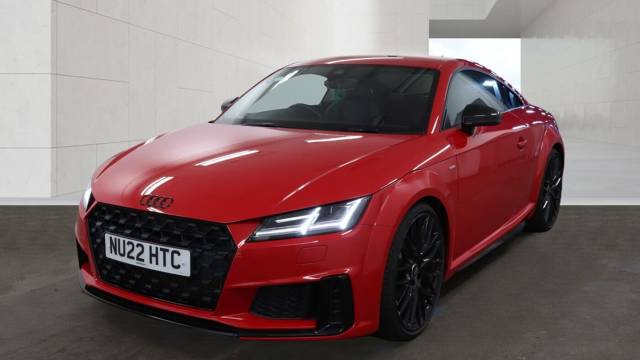 2022 Audi TT 2.0 Coup- Black Edition 40 TFSI  197 PS S tronic