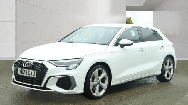 2023 Audi A3 Sportback 1.5 S line 35 TFSI  150 PS S tronic