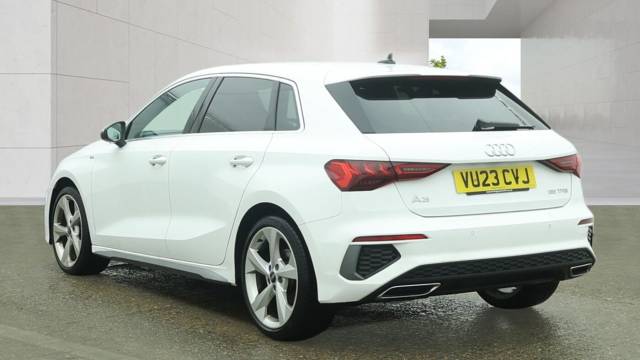 2023 Audi A3 Sportback 1.5 S line 35 TFSI  150 PS S tronic