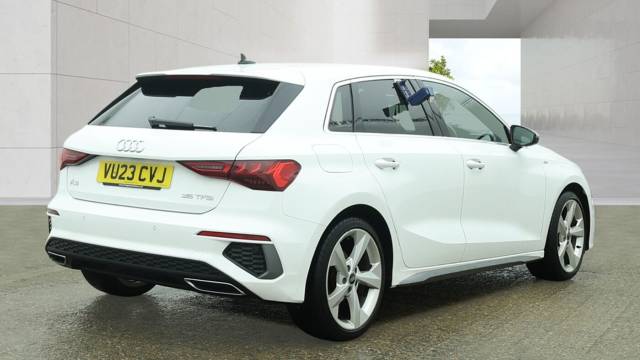 2023 Audi A3 Sportback 1.5 S line 35 TFSI  150 PS S tronic