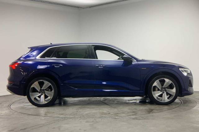 2022 Audi E-tron S line 50 quattro 230,00 kW