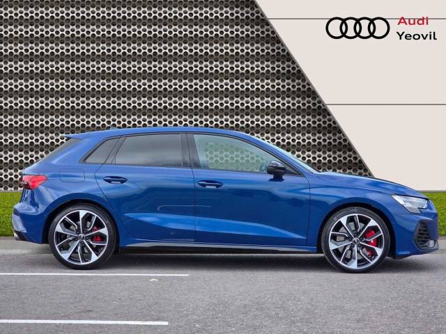 2025 Audi S3 Sportback 2.0 Black Edition TFSI  333 PS S tronic