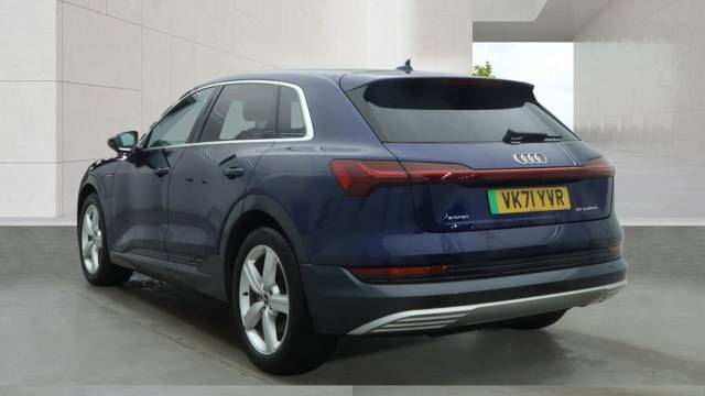 2022 Audi E-tron Technik 50 quattro 230,00 kW