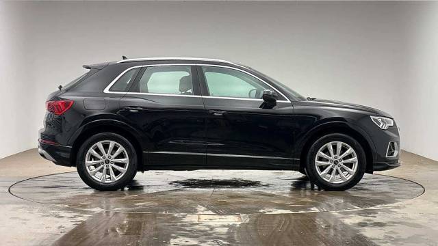 2023 Audi Q3 1.5 Sport 35 TFSI  150 PS S tronic